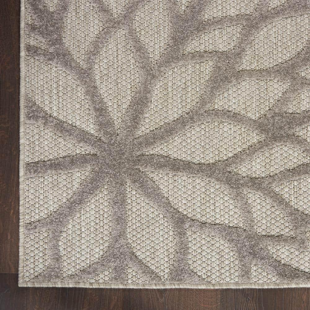 Nourison Aloha Floral Bloom Flatweave High-Low Indoor Outdoor Area Rug Silver Grey 7' x 10'
