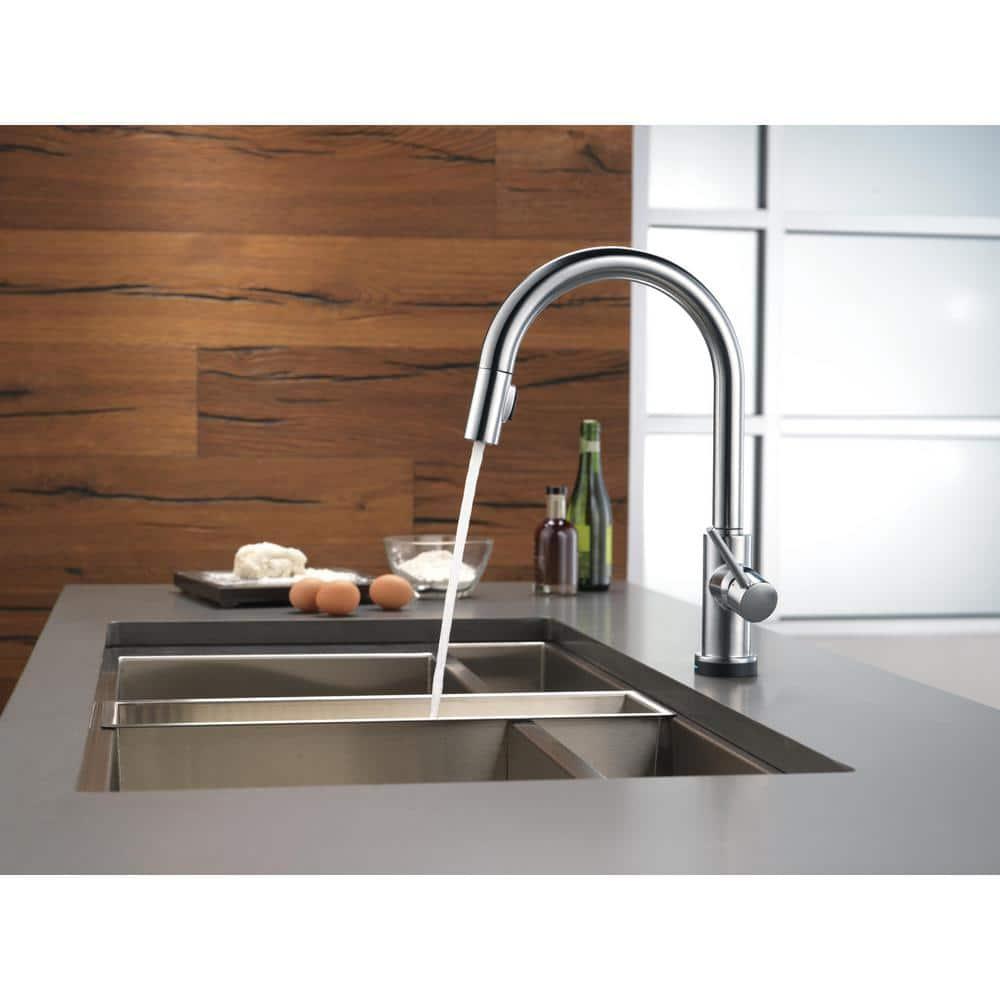 Trinsic Pull Down Sprayer Touch Kitchen Sink Faucet, Touch Control Kitchen Faucet