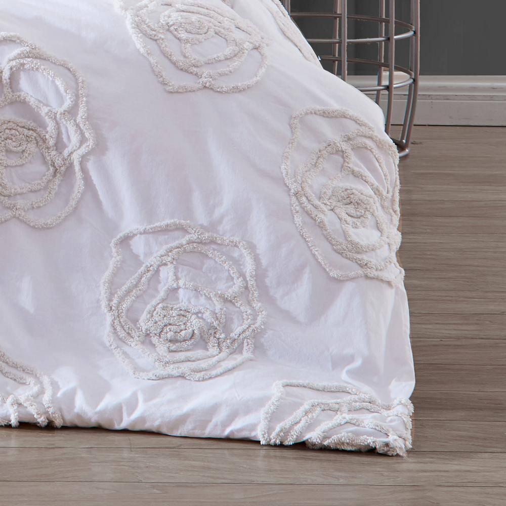 Betsey Johnson Betsey Johnson Rambling Rose Cotton Ivory Duvet Cover Set