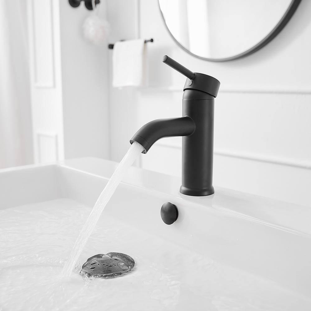 Single-Hole Single-handle Bathroom Faucet with Drain Assembly
