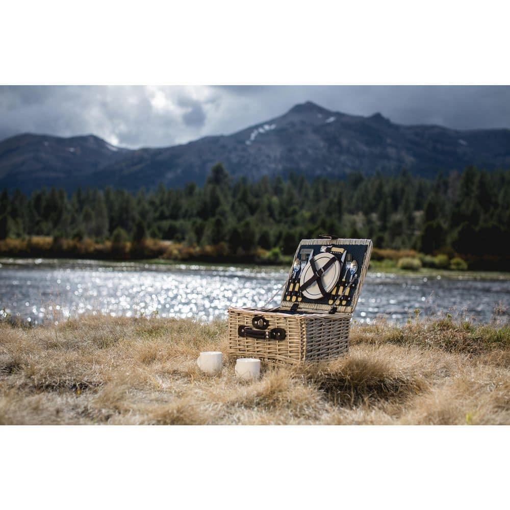 Picnic Time Catalina Wicker Picnic Basket with Picnic