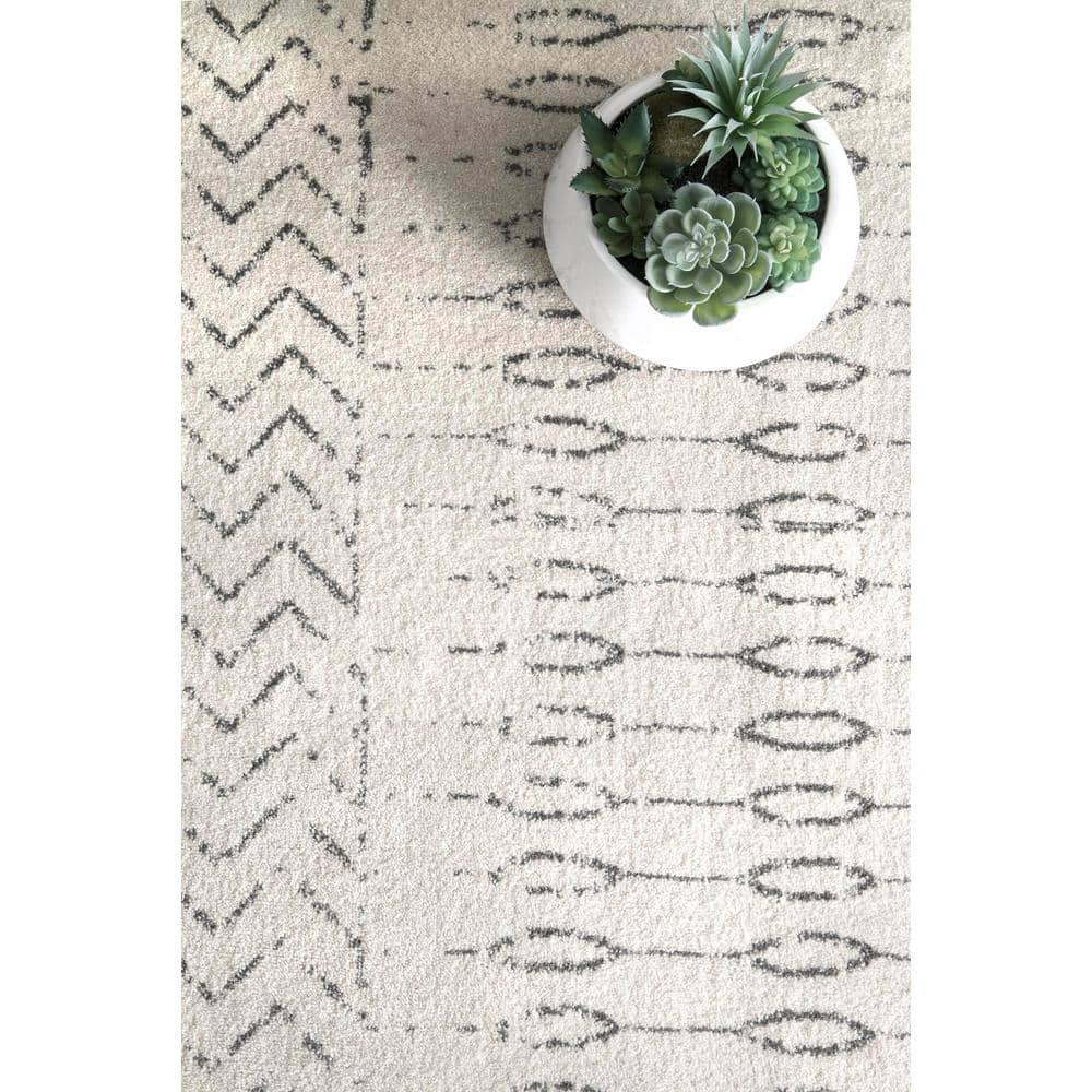 Nuloom Nova Striped 4x6 Indoor Area Rug for Living Room Bedroom Dining Room Kitchen, Grey/Off White