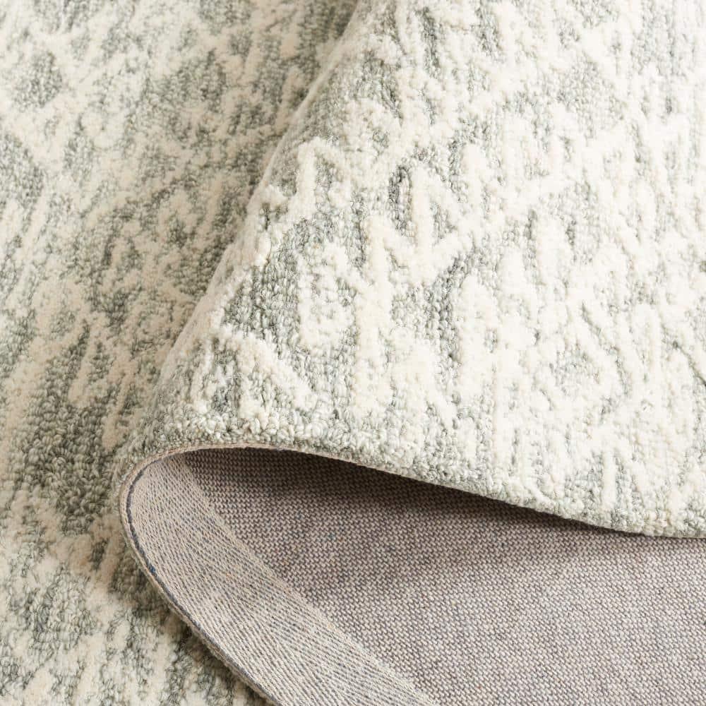 Ebony EBN303 Hand Tufted Indoor Area Rug - Ivory/Grey - 6'x9' - Safavieh