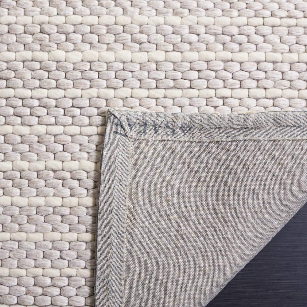 SAFAVIEH Marbella Cassandra Distressed Area Rug, Beige/Ivory, 8' x 10'