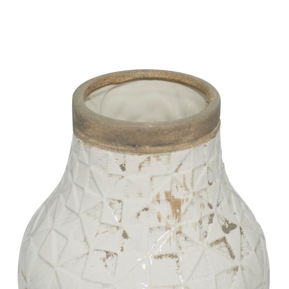 DecMode 16" White Ceramic Vase