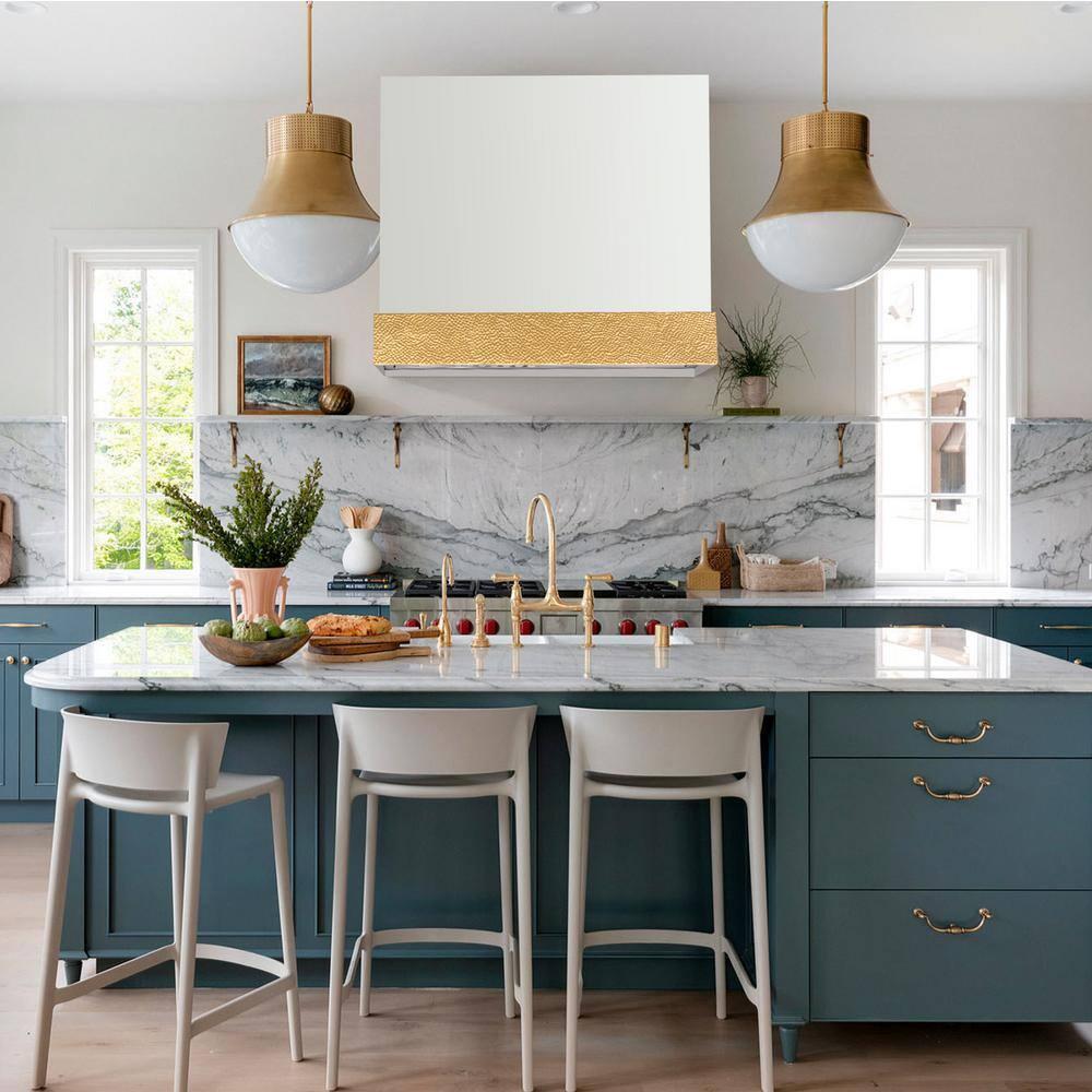 Akicon 600 CFM Ducted (Vented) Wall Mounted Required Range Hood