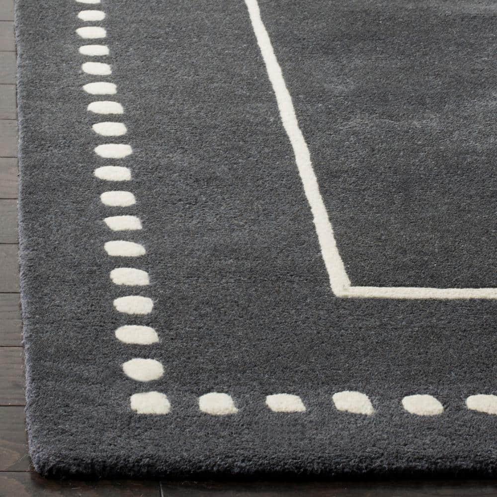 Bella BEL151 Hand Tufted Area Rug - Dark Grey/Ivory - 5'x5' - Safavieh.