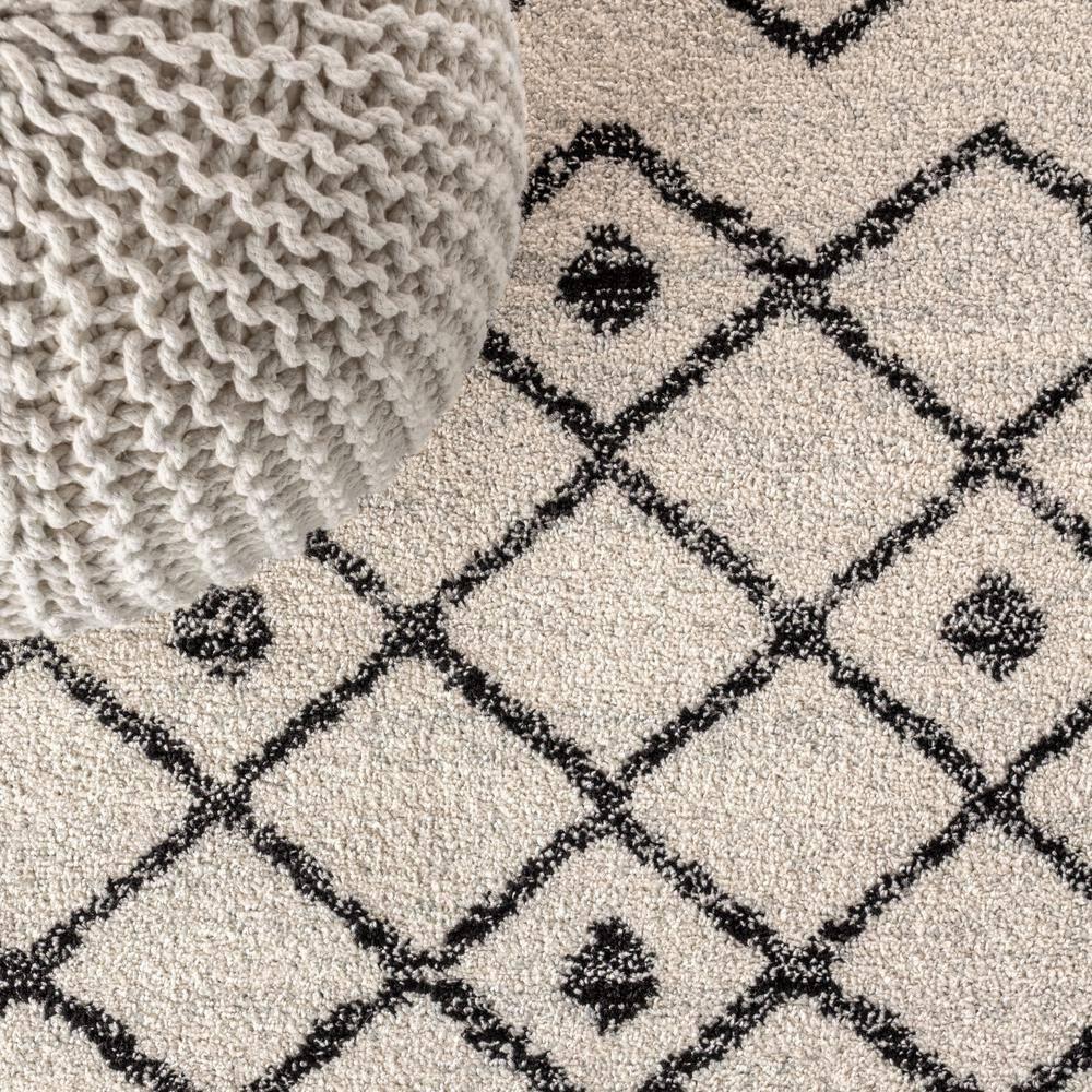 8'x10' Aksil Moroccan Beni Souk Area Rug, Cream/Black - JONATHAN Y