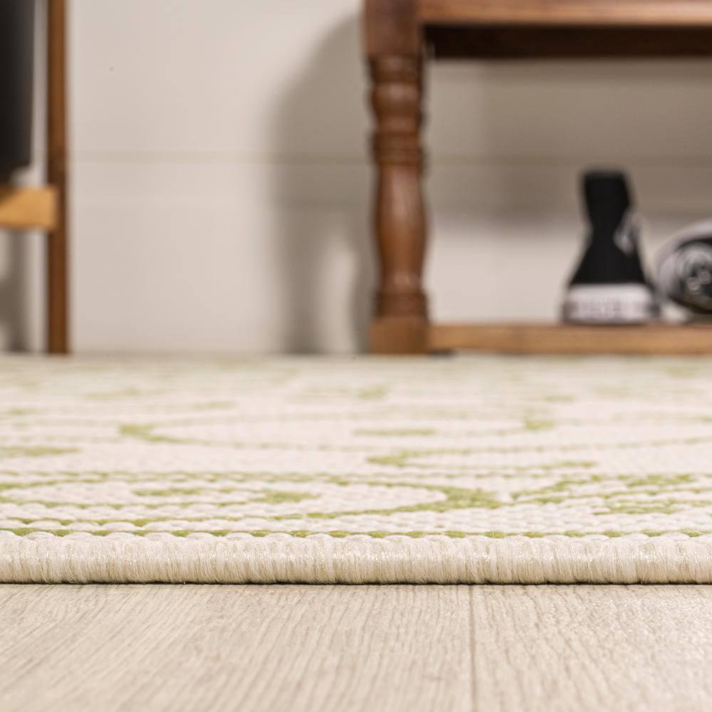 5' x 5' Charleston Vintage Filigree Textured Weave Indoor/Outdoor Area Rug, Cream/Green - JONATHAN Y