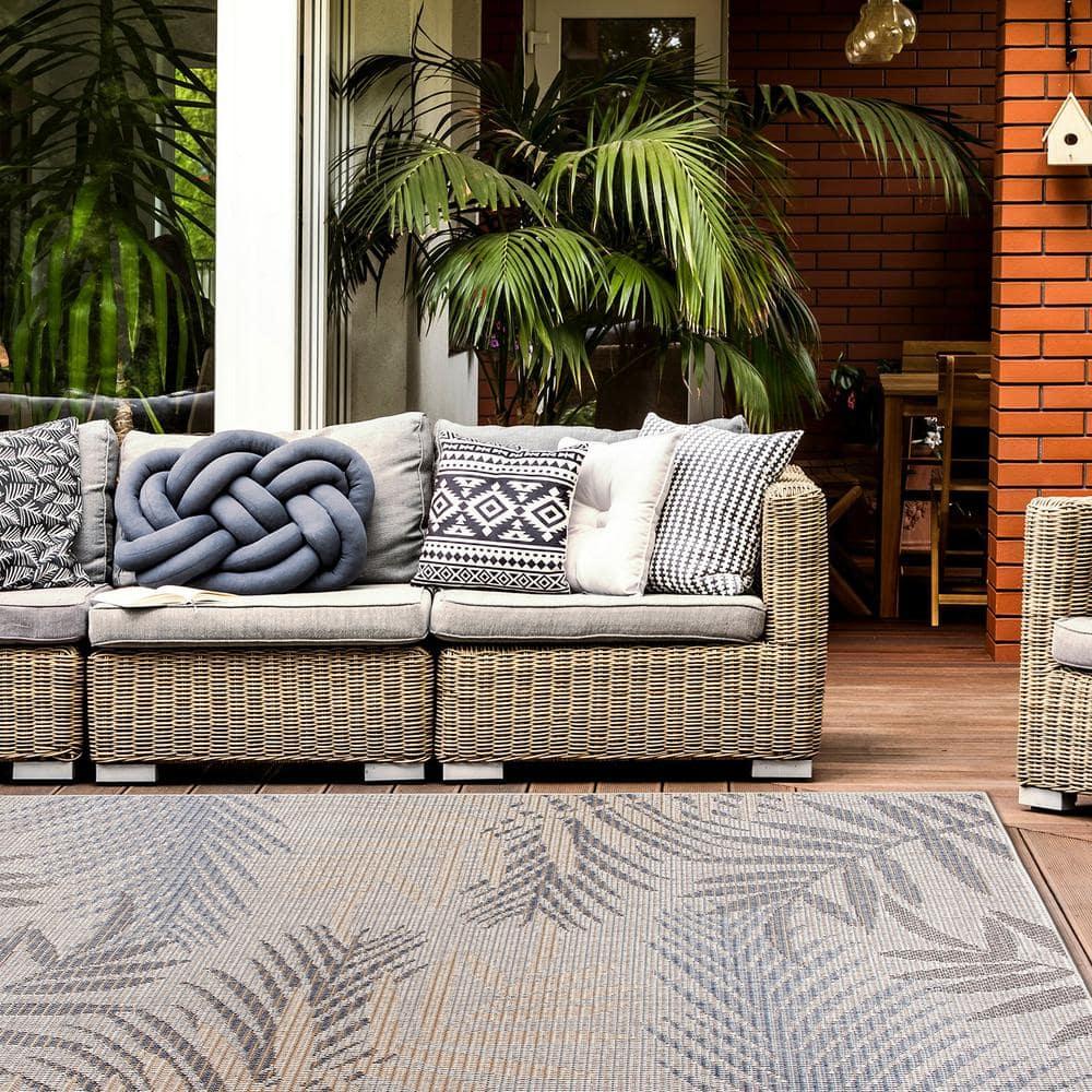 World Rug Gallery Bahama Palm Frond Indoor/Outdoor Area Rug - Cream 7'10" x 10'
