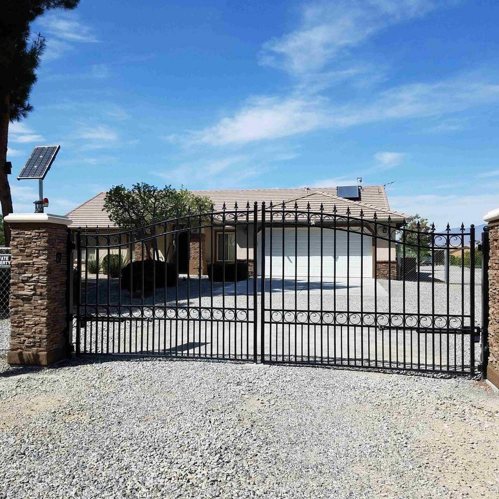 ALEKO Steel Dual Swing Driveway Gate - LONDON Style