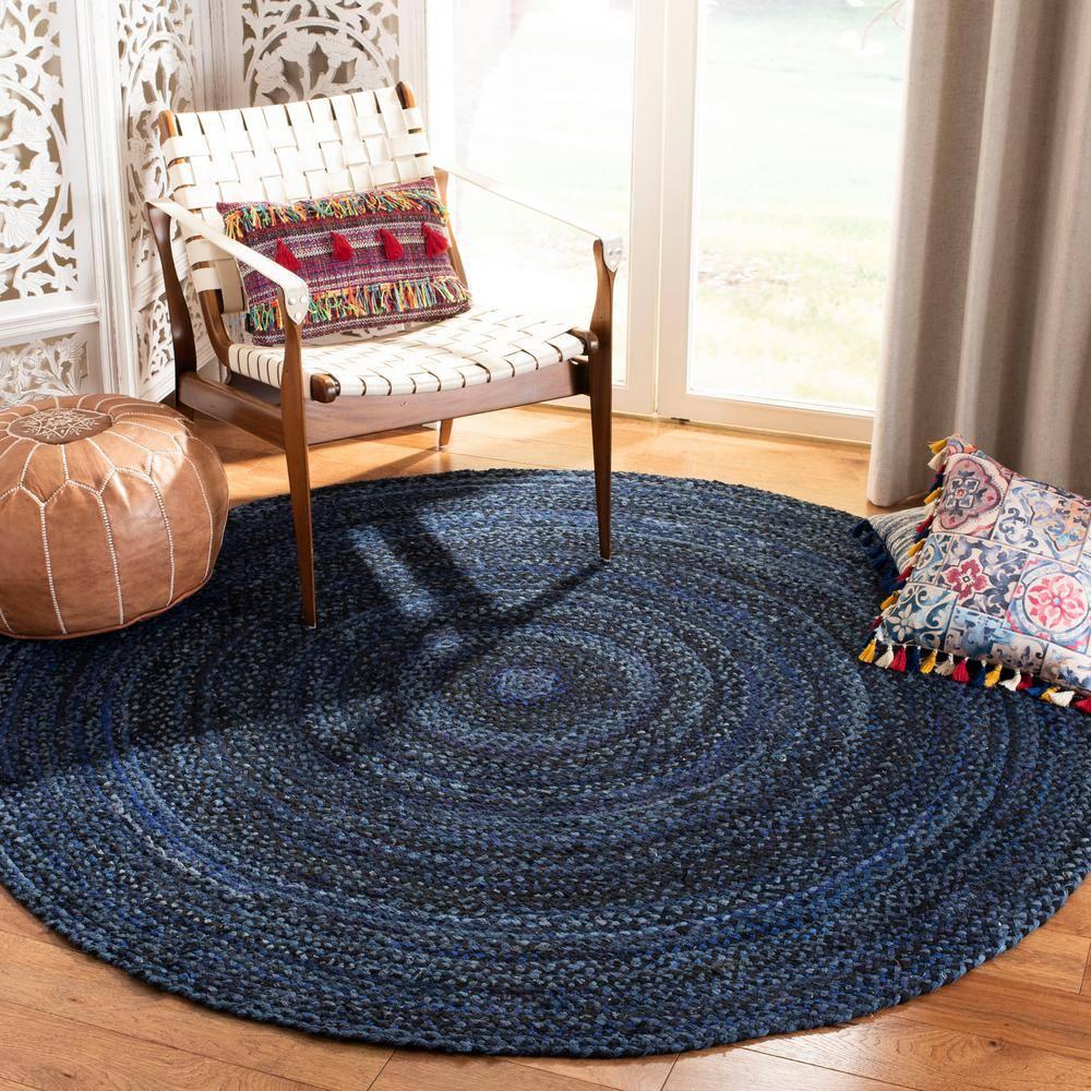 Braided BRD452 Hand Woven Indoor Area Rug - Navy/Black - 5' Round - Safavieh