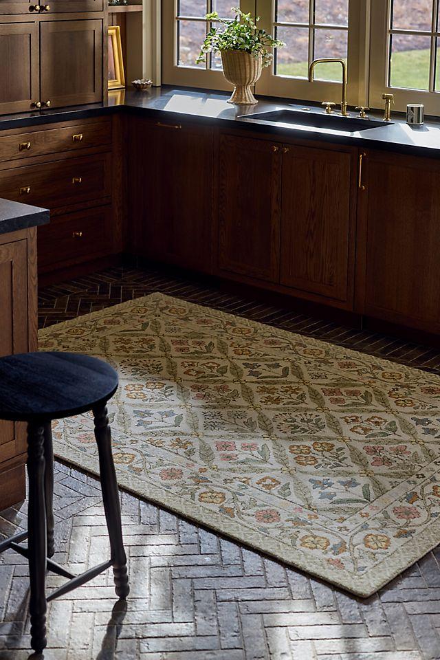 Handmade Green Wool and Viscose Tufted Runner Rug 2.6x8