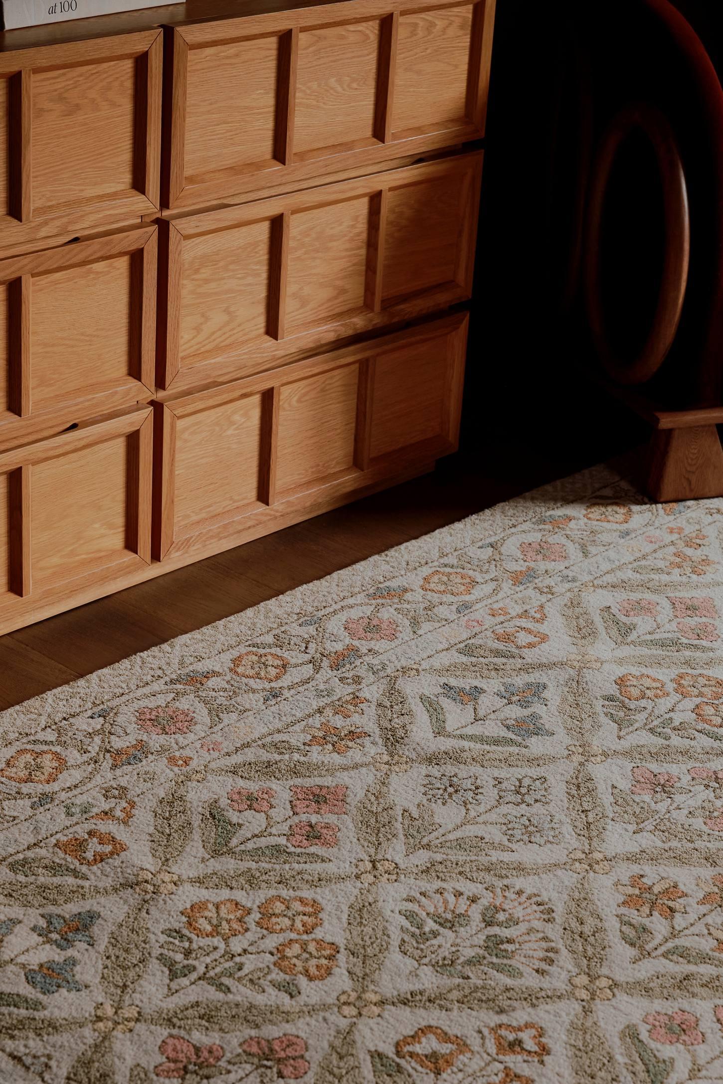 Momeni Cotswold Castle Combe Floral Handtufted Rug