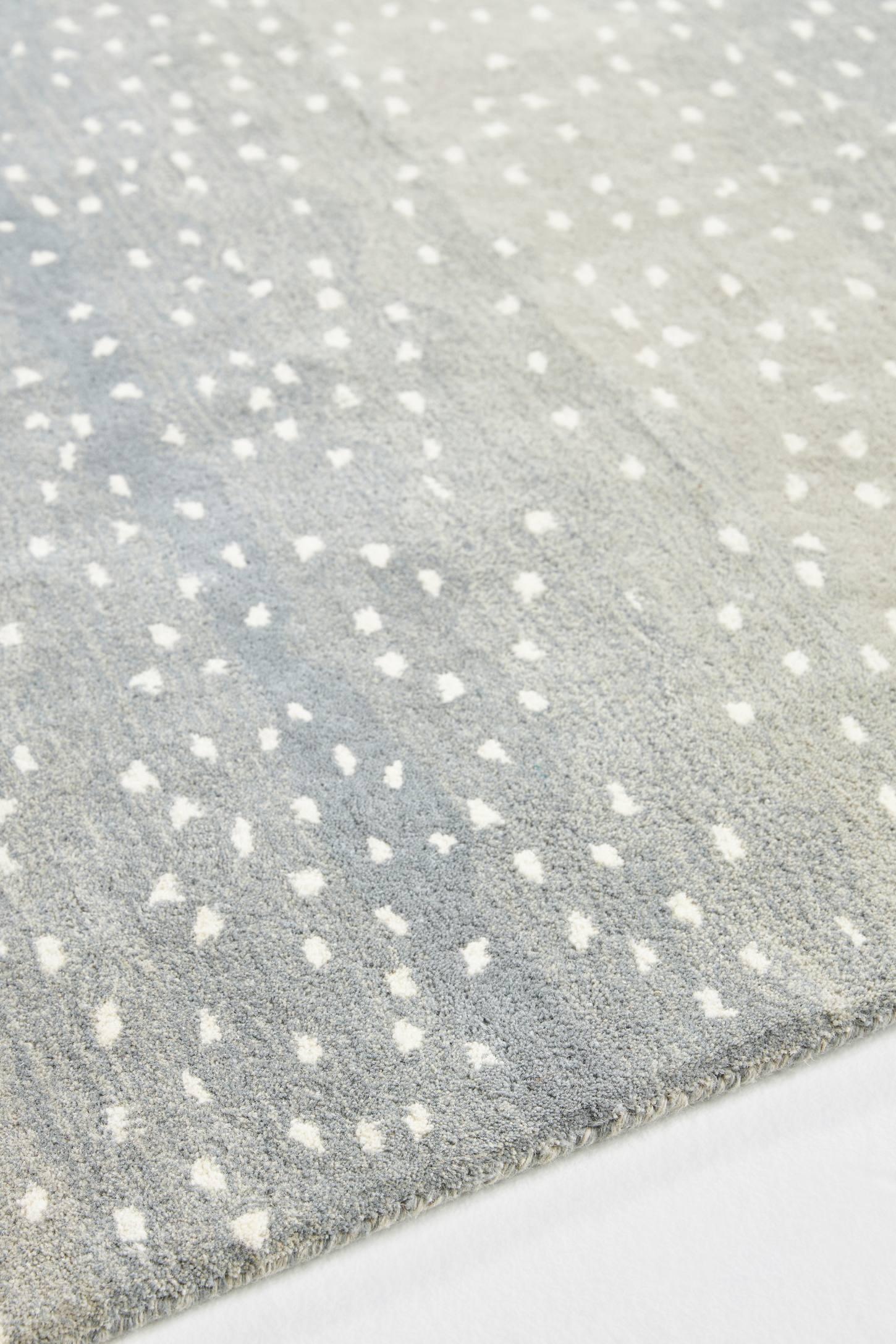 Woodland Animal Print Handmade Tufted Wool Gray/Blue Area Rug