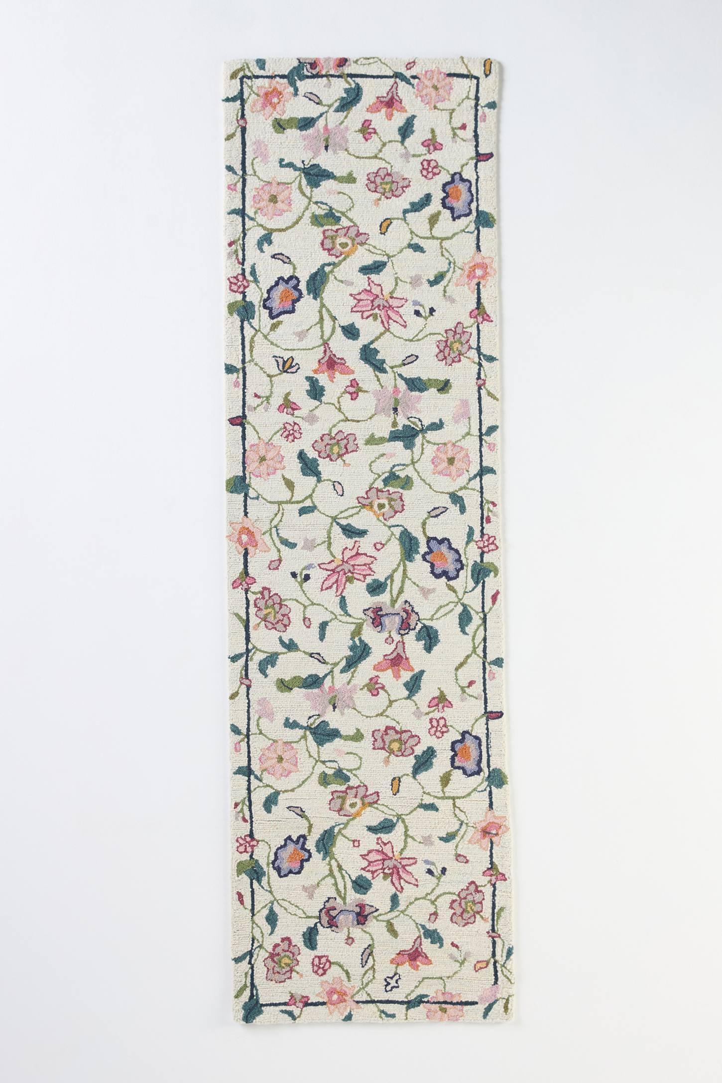 Hattie Wool Tufted Floral Rug