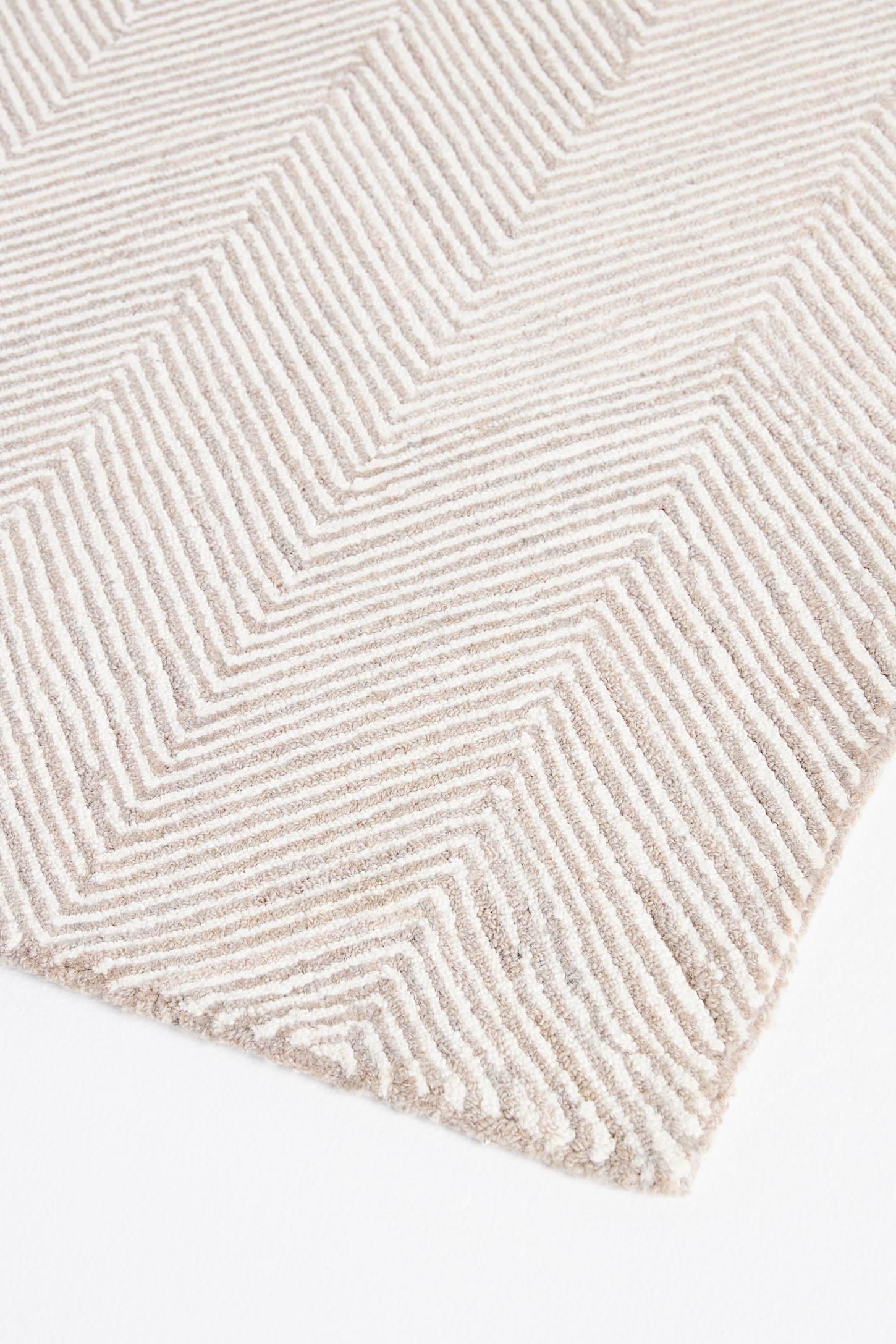 Wheaton Chevron Handmade Tufted Wool Taupe Area Rug