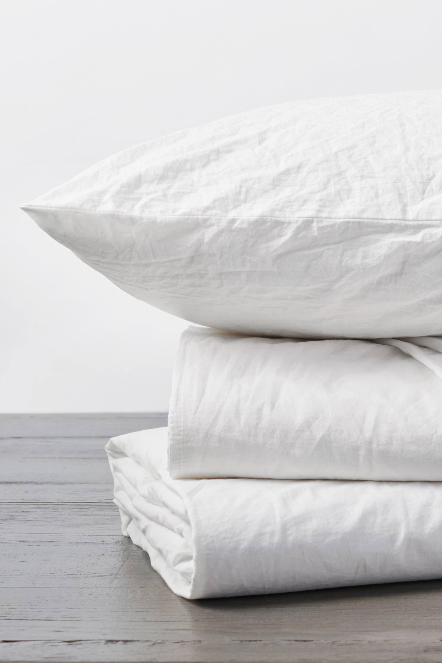 Coyuchi Crinkled Percale Pillowcase - Set of 2 (Set of 2)
