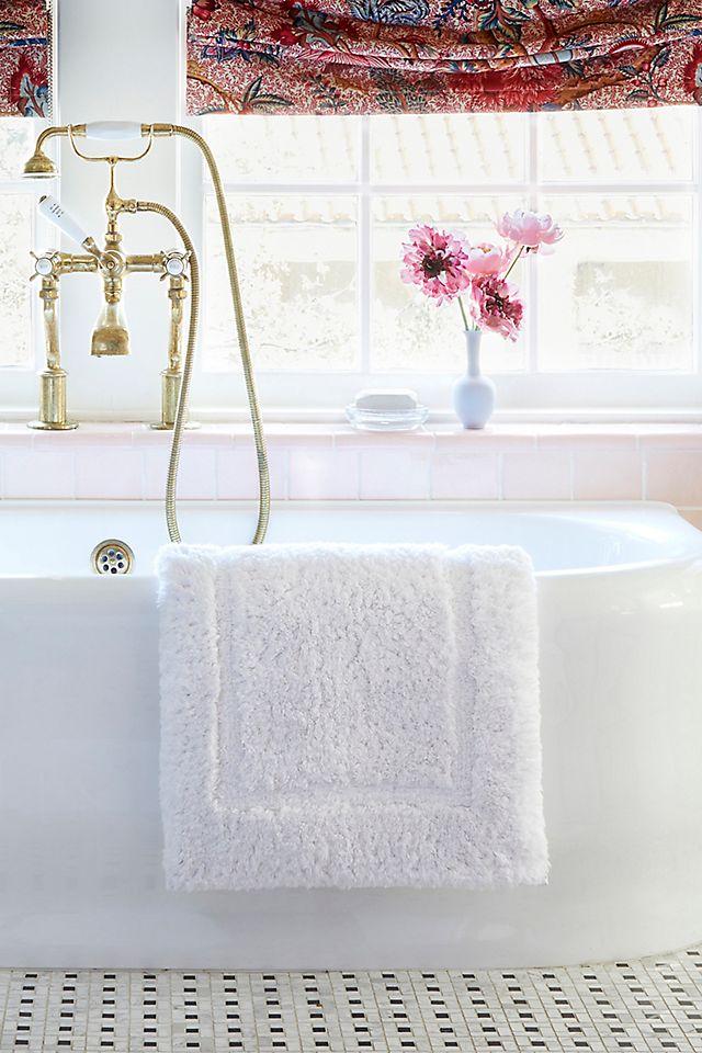 Peacock Alley Tiffany Cloud Bath Rug