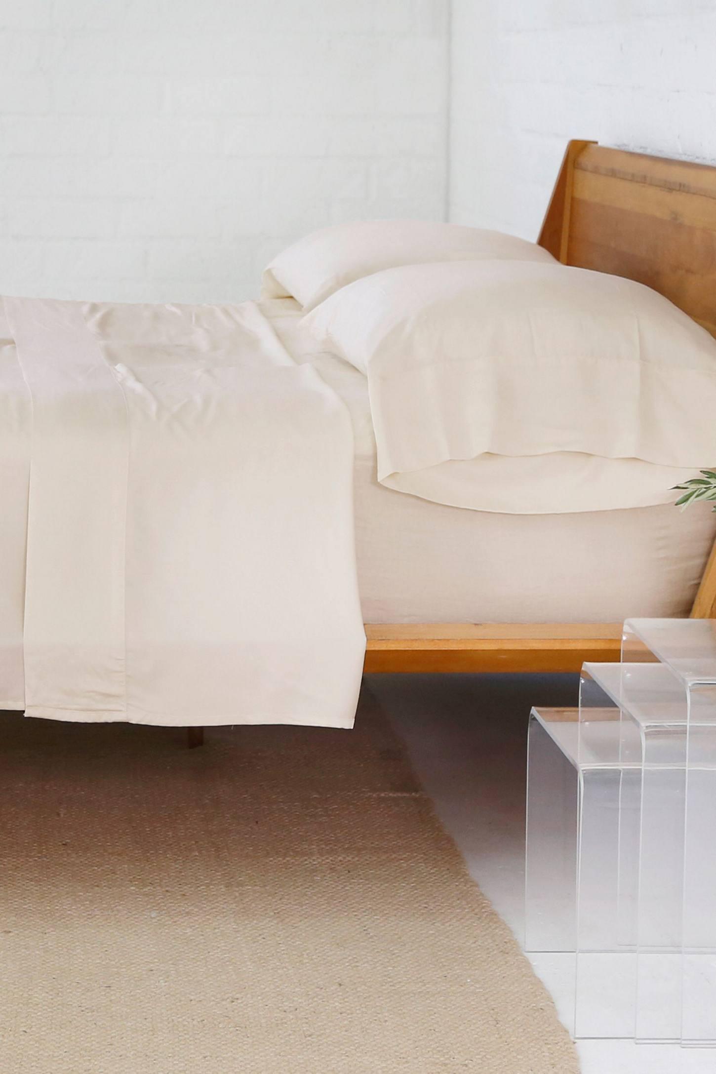 Twin White Egyptian Cotton Sateen Sheet Set