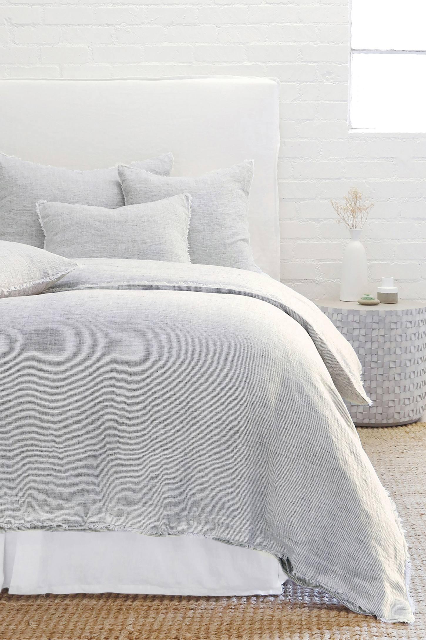 Logan Linen Duvet by Pom Pom at Home - Navy / Queen