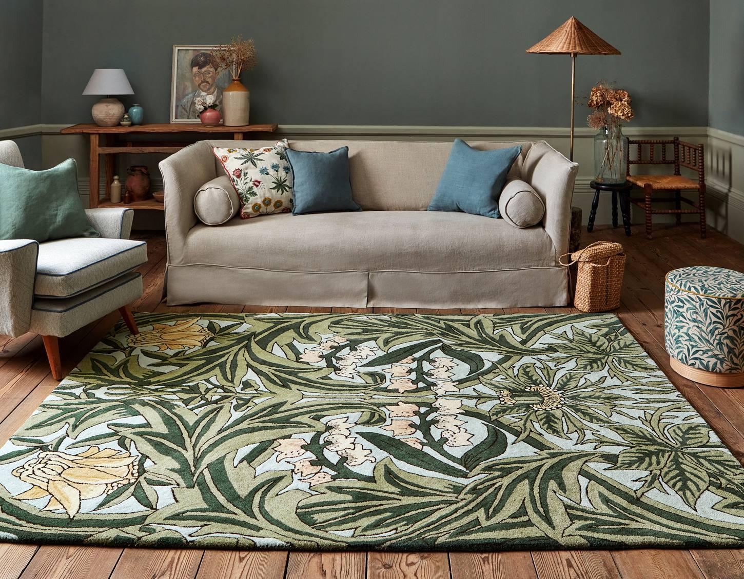 Hand-Tufted Green Floral Wool Rectangular Area Rug