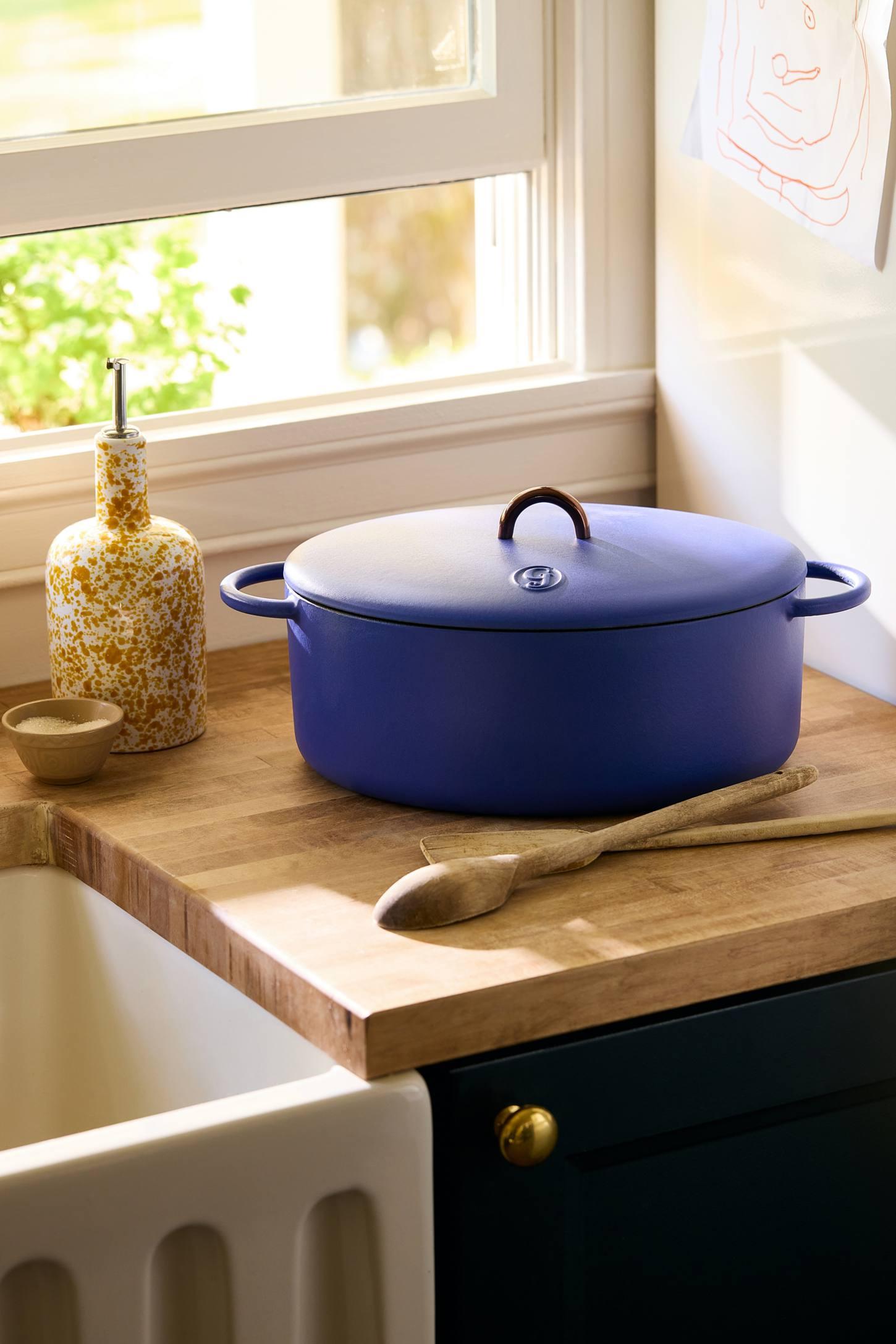 Great Jones The Dutchess 6.75-qt Cast-Iron Dutch Oven