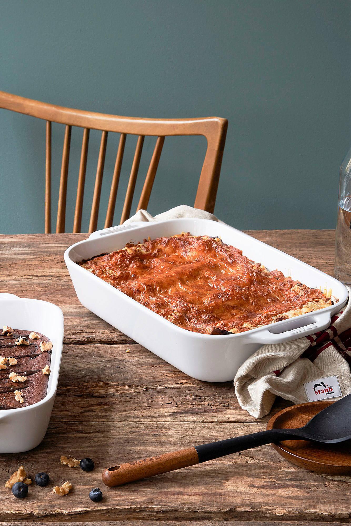Staub ® Rustic Red 2-Piece Rectangular Baker Set
