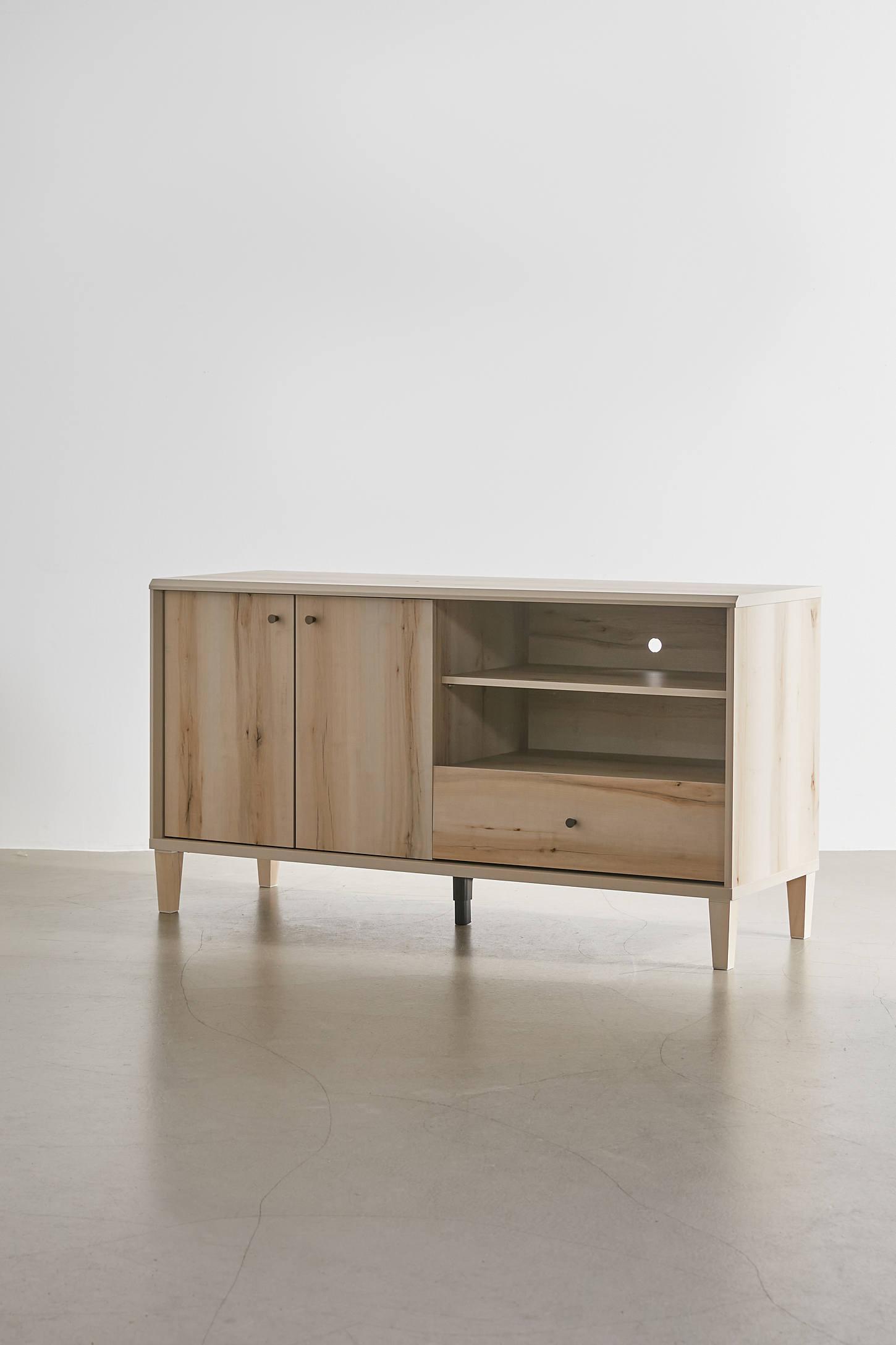 Anders Credenza