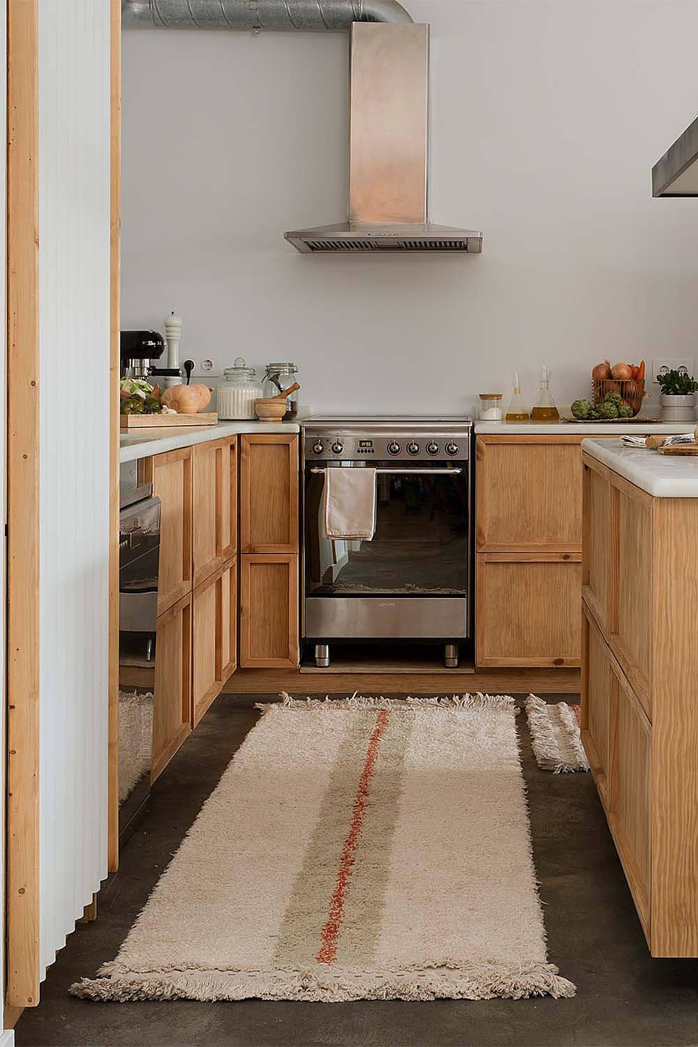 Duetto Reversible Washable Rug by Lorena Canals - Green / 4' 7'' x 6' 7''