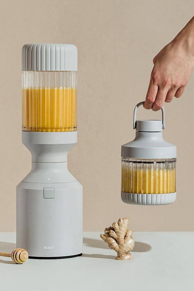 Beast Blender + Hydration System