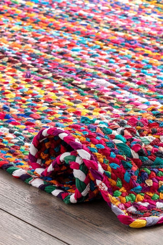 Handmade Multicolor Cotton Braided 26" Accent Rug