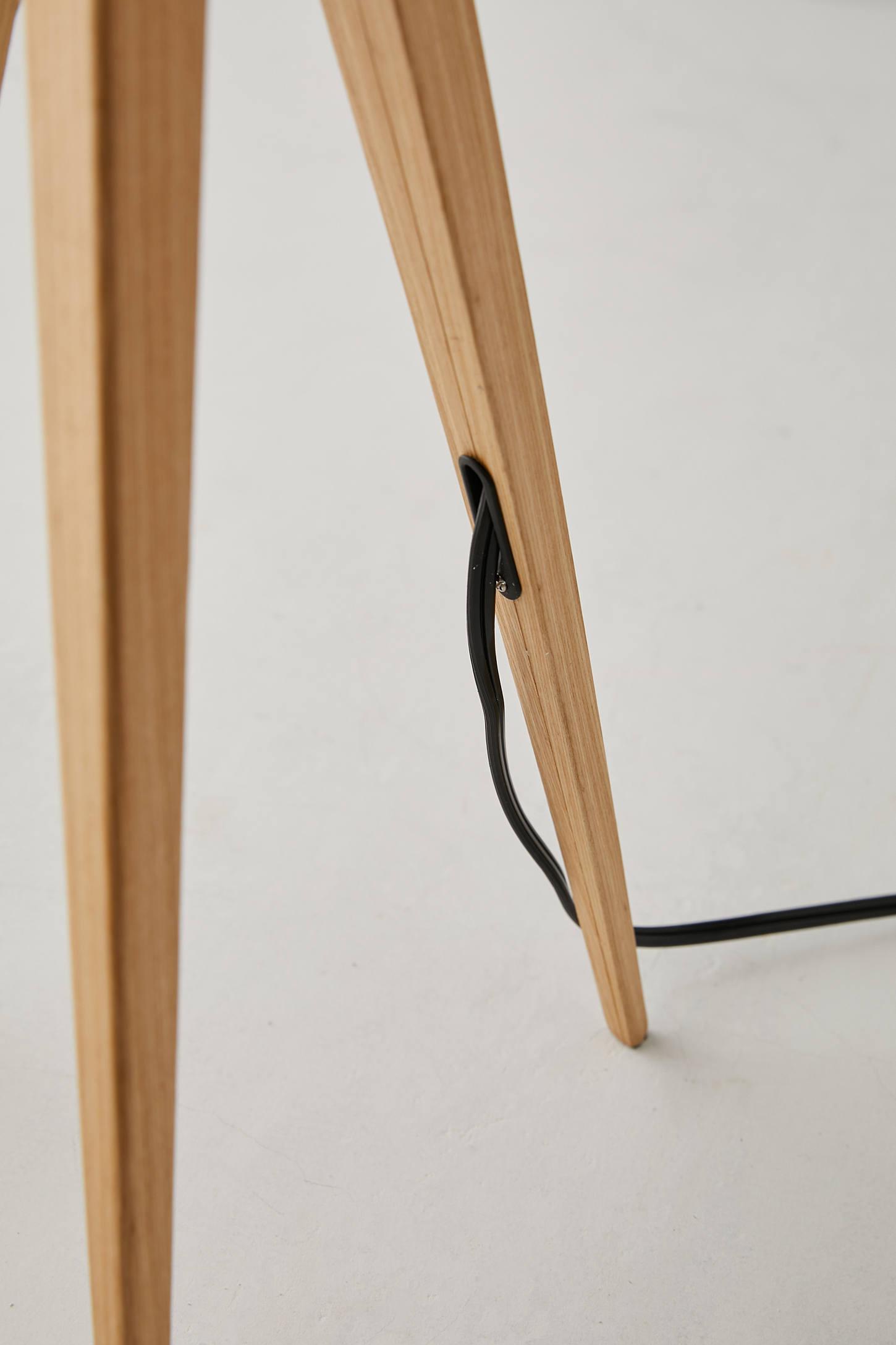Louis Table Lamp