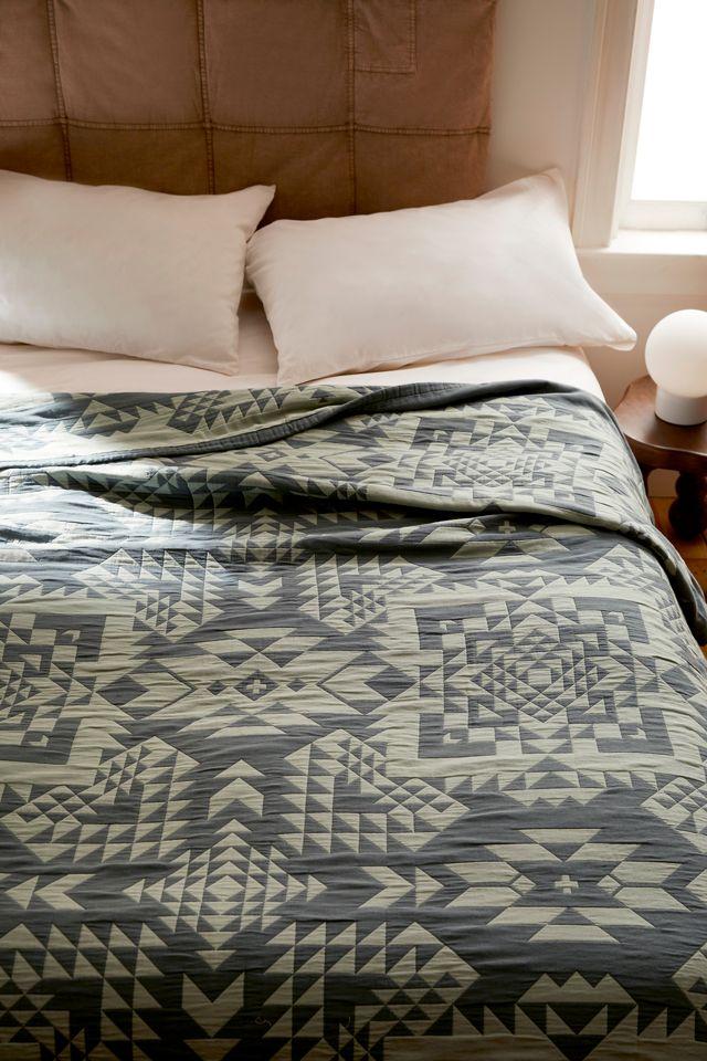 Pendleton Opal Spring Organic Cotton Matelassé Coverlet