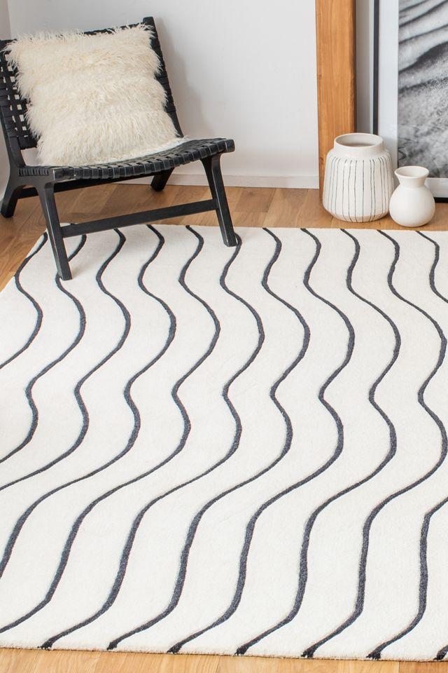 Ezra Hand Tufted Rug