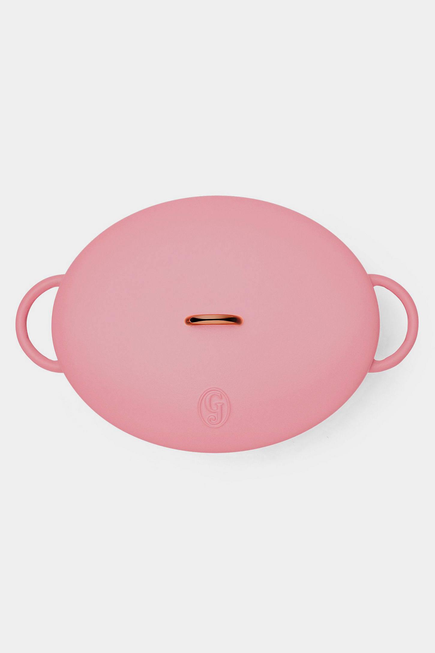 Great Jones The Dutchess 6.75-qt Cast-Iron Dutch Oven