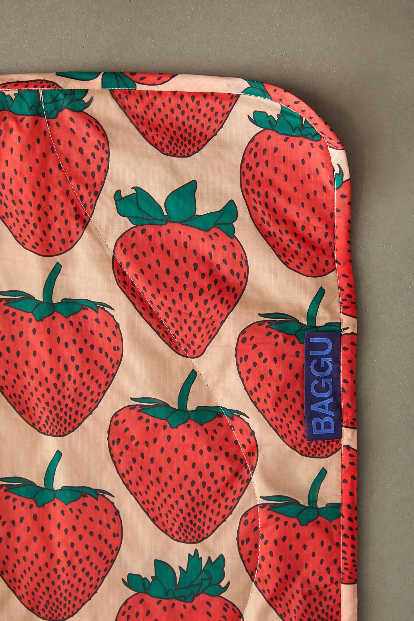 BAGGU Puffy Picnic Blanket