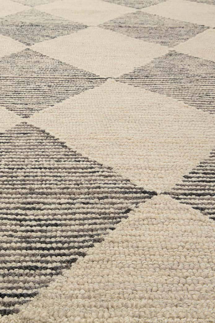 Chris Loves Julia X Loloi Francis Woven Rug