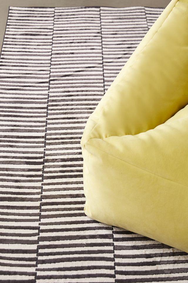 Static Tufted Rug