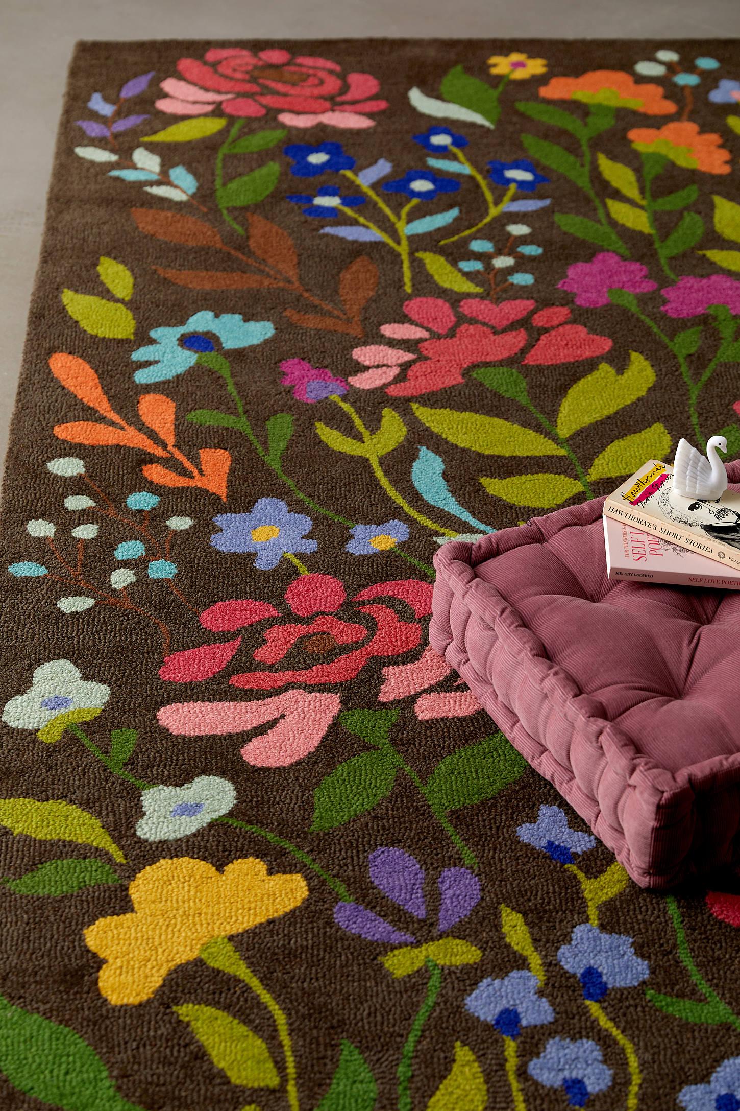Floral Tufted Wool Rug