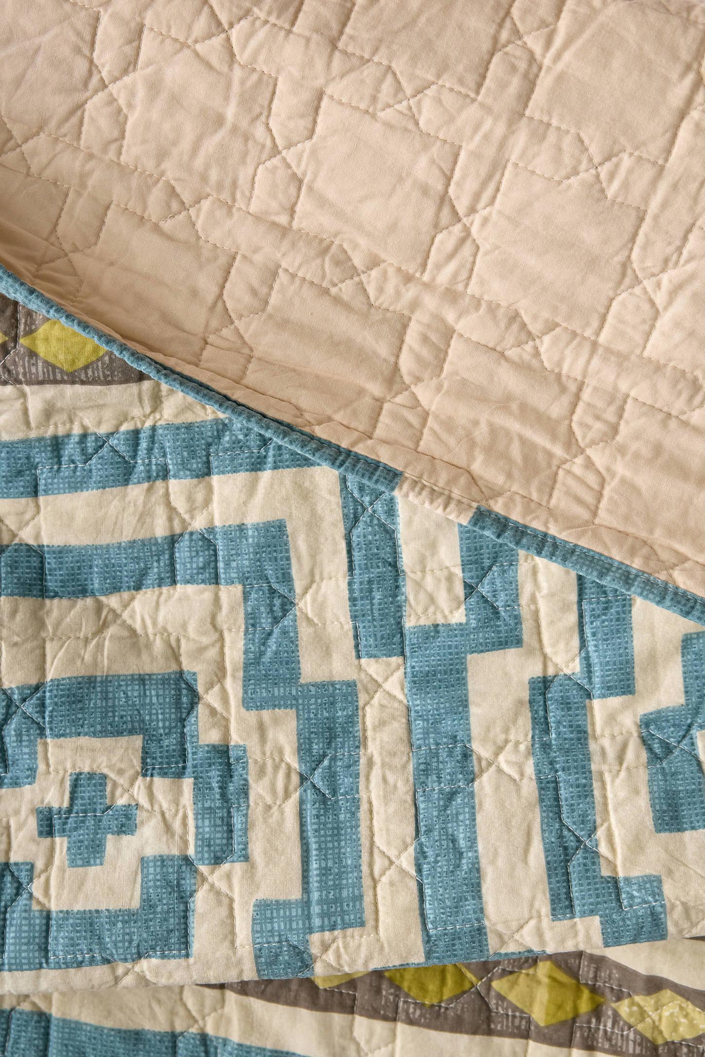 Jungalow Hypnotic Quilt Set