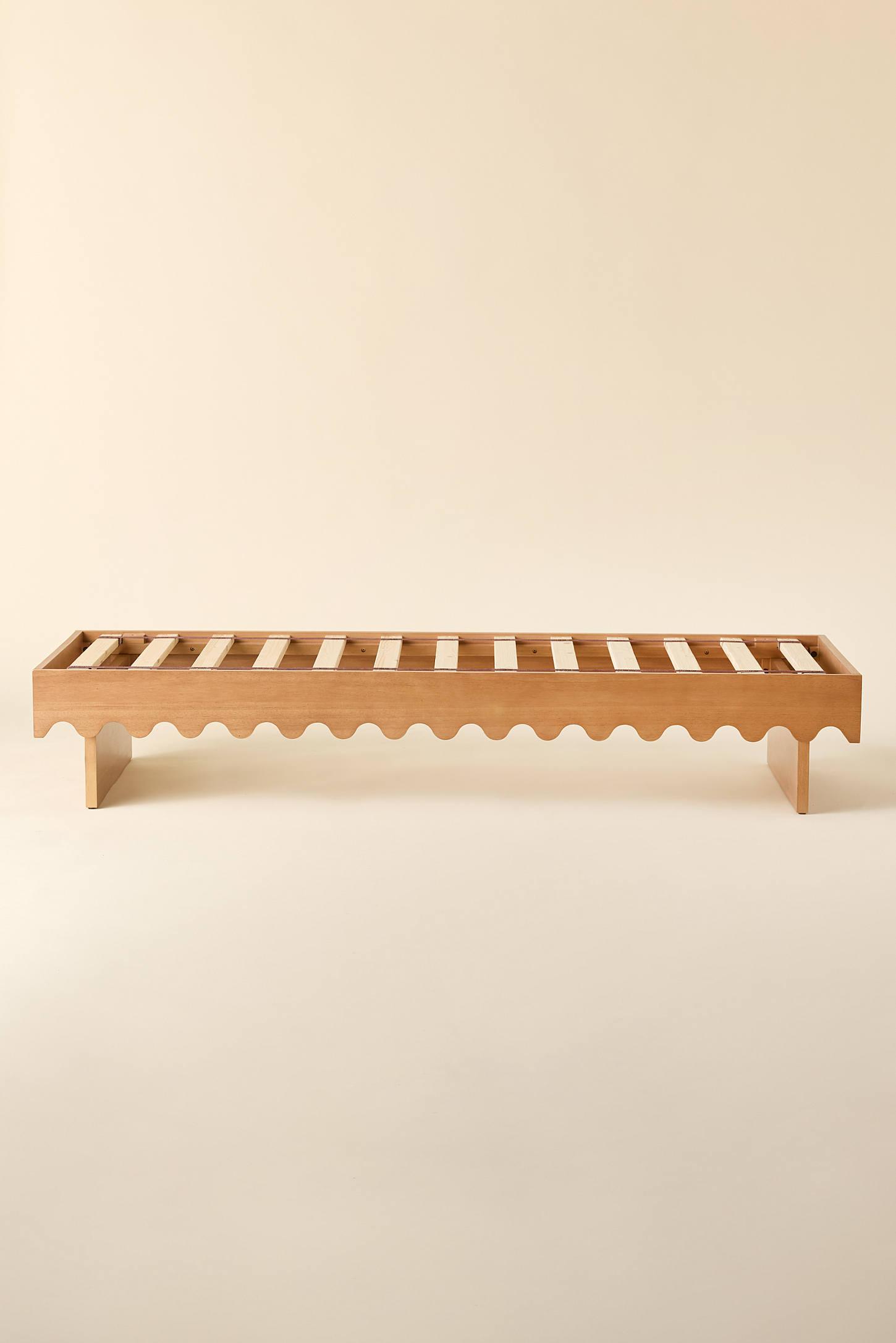 Roma Scalloped Wood Daybed