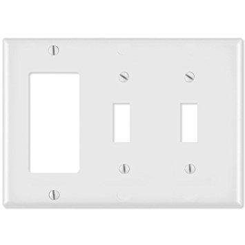 Leviton White 3 gang Thermoset Plastic Decorator/Toggle Wall Plate 1 pk