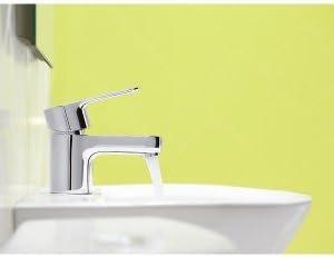 July Single Hole Bathroom Faucet with Drain Assembly