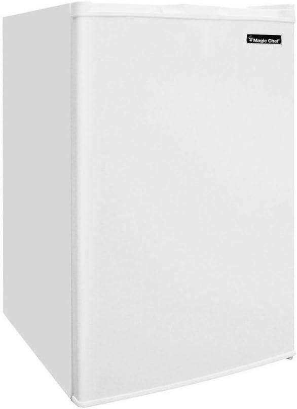 Magic Chef 3.0 Cu ft Upright Freezer, White (MCUF3W2)
