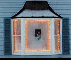 Adjustable White PVC Window Frame for Mini Christmas Lights