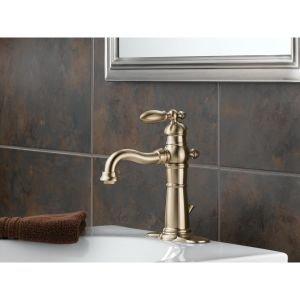 Victorian Single Hole Bathroom Faucet with Drain Assembly