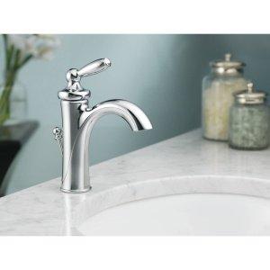 Brantford Single Hole Bathroom Faucet with Drain Assembly
