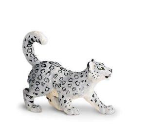 Safari Ltd. | Snow Leopard Cub | Wild Safari Wildlife Collection | Toy Figurines for Boys & Girls