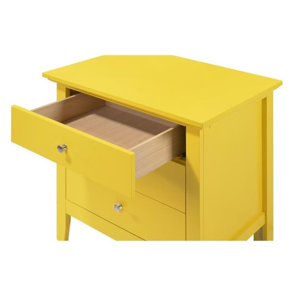 Glory Furniture Hammond 3 - Drawer Nightstand Bed Side Table Wood Nightstand Small Bedside Table And Dresser